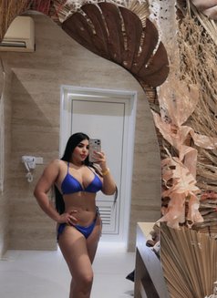 Isabel - escort in Abu Dhabi Photo 9 of 9