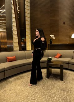 Isabella sexy Latina Venezuela 🇻🇪 - puta in Dubai Photo 14 of 22