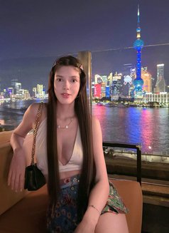 Isabela - escort in Shanghai Photo 13 of 18