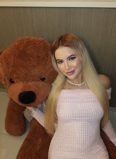 Isabella Bellini - escort in Dubai Photo 7 of 10