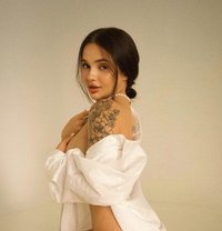 Isabella - escort in Hong Kong