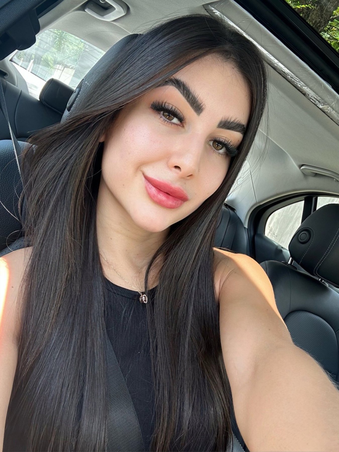 Isabella, escort in Hong Kong