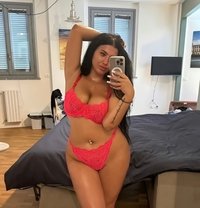 Isabella - escort in Milan