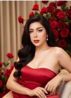 Isabella Ethan - puta in Macao Photo 2 of 9