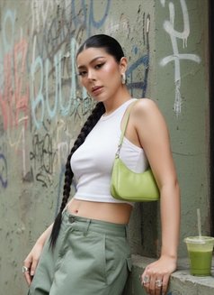 Isabella Ethan - puta in Macao Photo 3 of 9