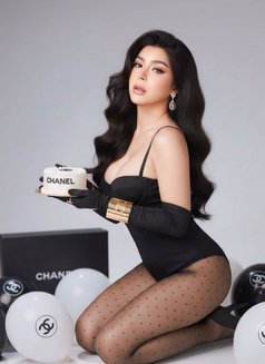 Isabella Ethan - puta in Macao Photo 5 of 9