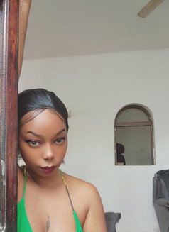 Isabella - puta in Mombasa Photo 1 of 2