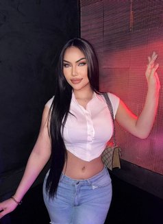 Isabella Seraphina Noire - Transsexual escort in Dubai Photo 7 of 11