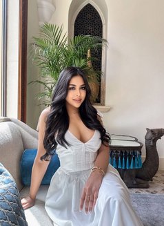 Isabella Seraphina Noire - Transsexual escort in Dubai Photo 6 of 22