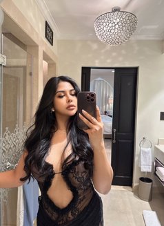 Isabella Seraphina Noire - Transsexual escort in Dubai Photo 16 of 22