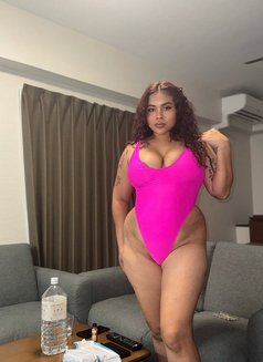Isabella I like pink - puta in Okinawa Island Photo 3 of 8