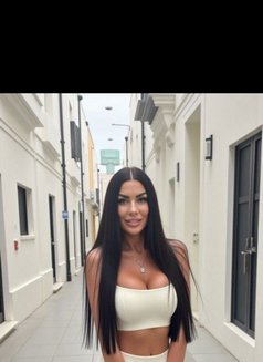 Isabella - escort in Dubai Photo 9 of 21