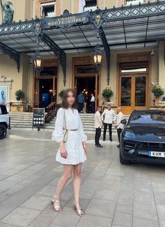 Isabelle Andersen 🇩🇪 - escort in Monaco Photo 12 of 30