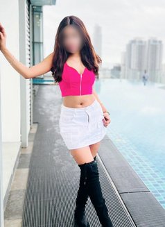 Isabelle Andy Independent amazing GFE - escort in Colombo Photo 2 of 17
