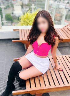 Isabelle Andy Independent amazing GFE - escort in Colombo Photo 4 of 17
