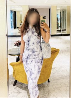 Isabelle Andy Independent amazing GFE - escort in Colombo Photo 15 of 17