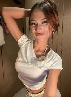 Isabelle - Transsexual escort in Pattaya Photo 1 of 14