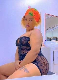 Isaberah - puta in Hofuf Photo 5 of 8