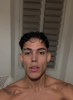 Latin Boy New Here - Acompañantes masculino in Dubai Photo 9 of 17