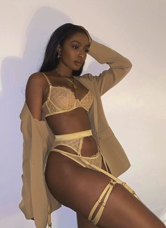 Isadora - escort in Dubai Photo 1 of 8