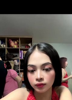 Isay - escort in Manila Photo 3 of 3