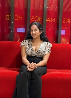 Isha 24 Shemale Hyderabad - Acompañantes transexual in Hyderabad Photo 1 of 1