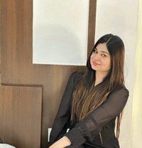 Isha Elina Femail Cam Show Genuine Prize - escort in New Delhi