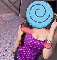 Isha Elina Femial Cam Show Genuine Prize - escort in Noida