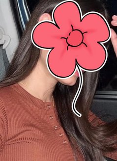 Isha Elina Femial Cam Show Genuine Prize - escort in Noida Photo 3 of 3