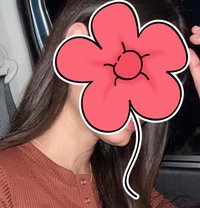 Isha Elina Femial Cam Show Genuine Prize - escort in Noida