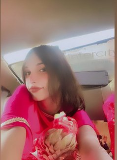 Isha - Transsexual escort in Gurgaon Photo 11 of 14