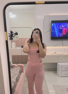Isha Independent Young Model - escort in Dubai Photo 4 of 9