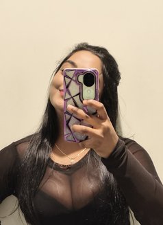 Isha - escort in Bangalore Photo 2 of 12