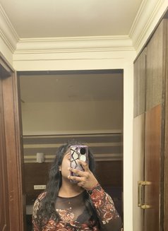 Isha - escort in Bangalore Photo 4 of 12