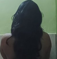 Isha - escort in Noida