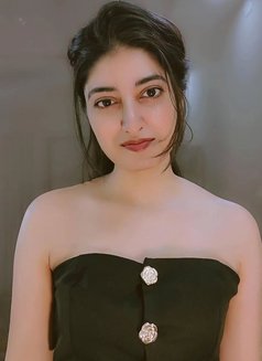Isha Khan - escort in Vadodara Photo 1 of 5