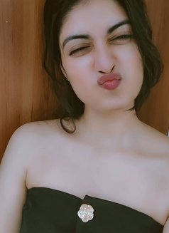 Isha Khan - escort in Vadodara Photo 3 of 5