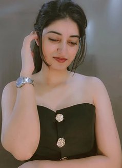 Isha Khan - escort in Vadodara Photo 4 of 5
