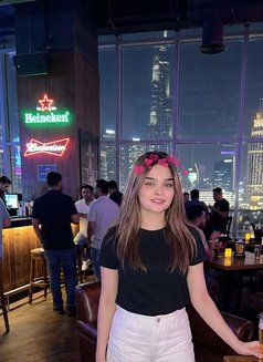 Isha - escort in Dubai Photo 3 of 5