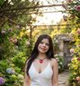 Isha School Girl - escort in New Delhi Photo 1 of 5