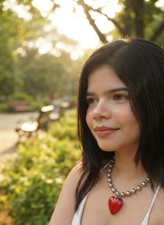 Isha School Girl - puta in New Delhi Photo 2 of 5