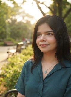 Isha School Girl - puta in New Delhi Photo 4 of 5