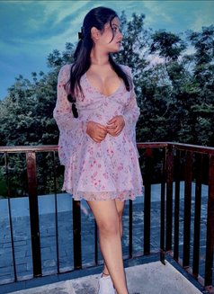 Isha Singh - puta in Candolim, Goa Photo 2 of 2