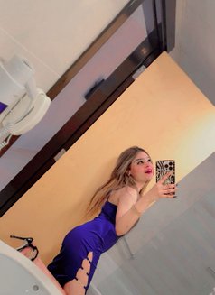 Isha Student - escort in Dubai Photo 9 of 14