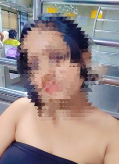 Ishaa - escort in Mumbai Photo 1 of 3