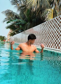 Ishaan independent male escort - Male escort in Kolkata Photo 5 of 5