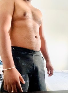 Ishan for Private & Discreet - Acompañantes masculino in Colombo Photo 1 of 3