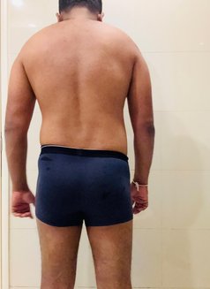 Ishan for Private & Discreet - Acompañantes masculino in Colombo Photo 3 of 3