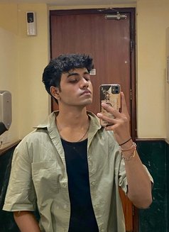 Ishan - Male escort in Bangalore Photo 1 of 2