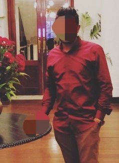 Ishan Kasun Professional Massage Therapy - masseur in Colombo Photo 1 of 3